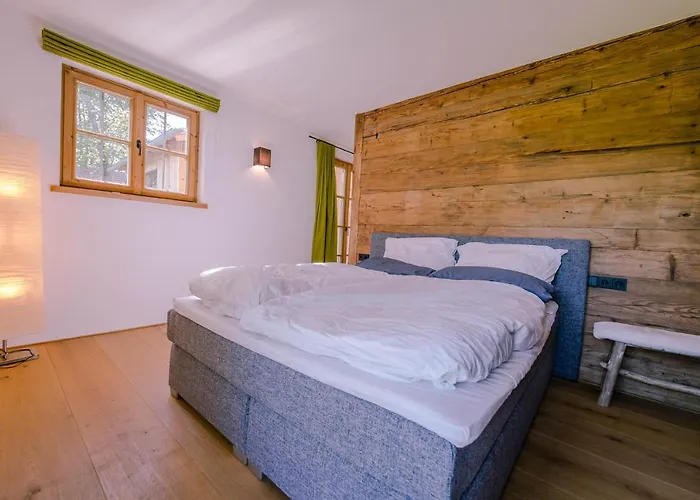 Alpenchalet Kogel - Blick Auf Toelz Und Ins Karwendel Chalet