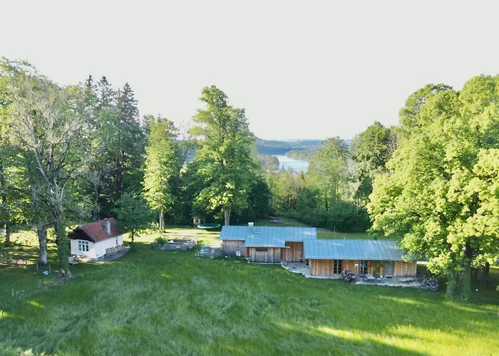 Alpenchalet Kogel - Blick Auf Toelz Und Ins Karwendel